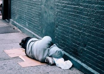 İBB evsiz yurttaşları otellere yerleştirdi