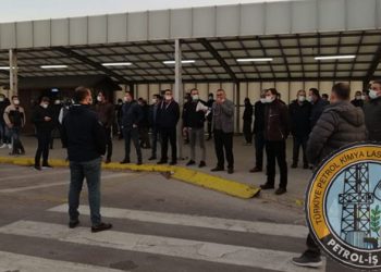 TÜPRAŞ işçilerinden, nefes aldırmayan vardiya düzenine protesto