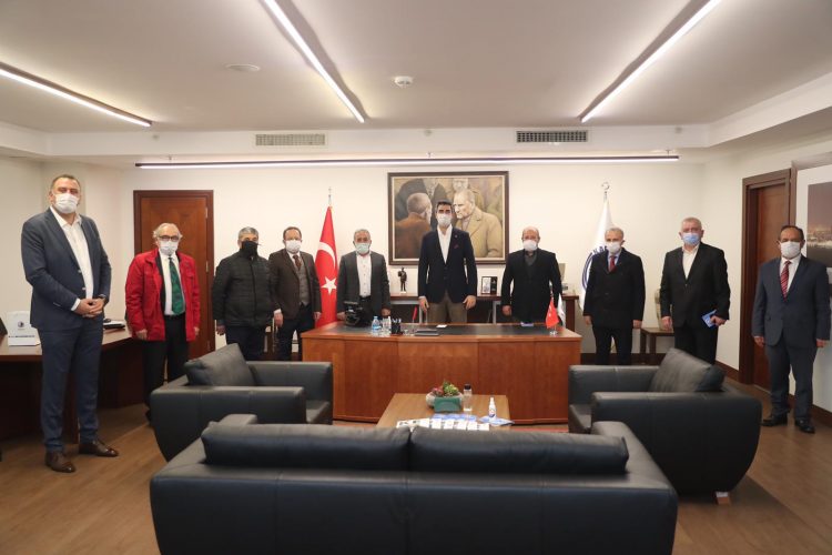 Başkan Gökhan Yüksel meslek odalarının başkanları ile bir araya geldi