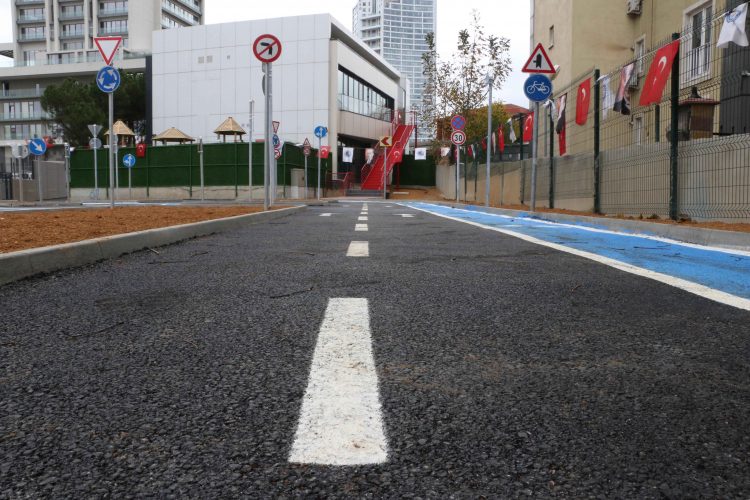 Kartallı Çocuklara Trafik Eğitim Parkı
