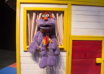 Çocuklar her hafta bir tiyatro oyunu izleyebilecek