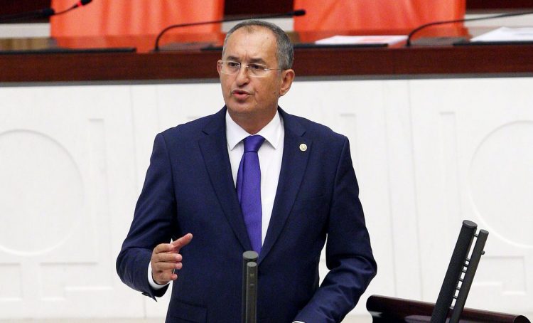 “Emeklinin maaşı ‘2 çeyrek altın’ ediyor”