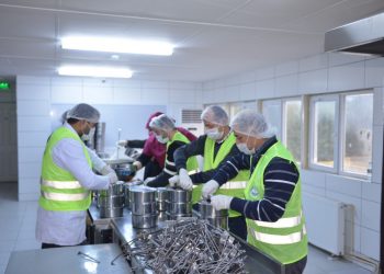 Avcılar Belediyesi’nden 134.550 kişiye sıcak yemek desteği