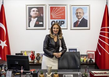 CHP Kadın Kolları örgütlenmesi güçlendi: 3 il ve 100 ilçede başkanlıklar açıldı