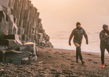 Ünlü markanın “Soğuktan titremek sana yakışmıyor” sloganı tepki çekti