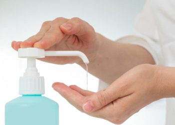 OLAF, Türkiye üretimli, 140 bin litre tehlikeli dezenfenktana el koydu