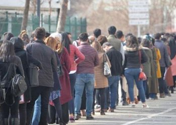 Gençler, sadece yol-yemek veren bir yerde çalışmaya razı…