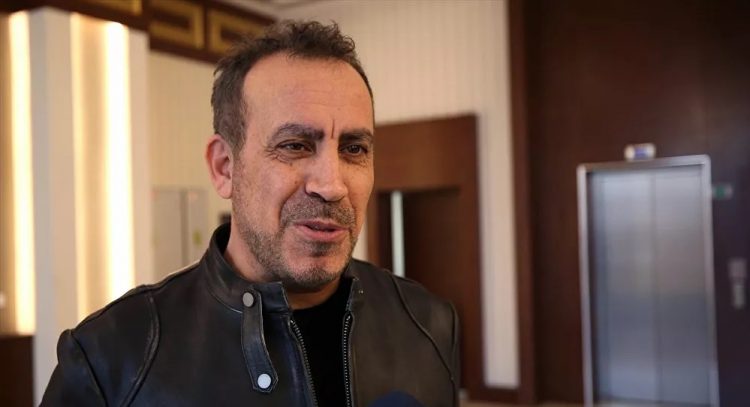 Haluk Levent ilk sırada