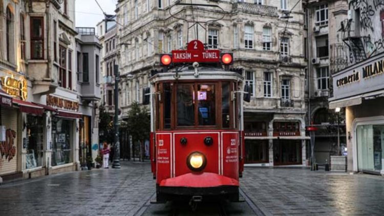 İstiklal Caddesi’ne girişler sınırlandırıldı