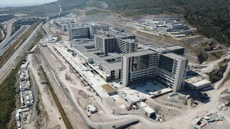 İzmir Şehir Hastanesi’nin açılışı 5 kez ertelendi, 4 yıl gecikti