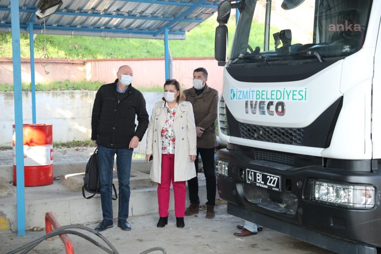 İzmit’te belediye kısıtlamalarda çalışıyor