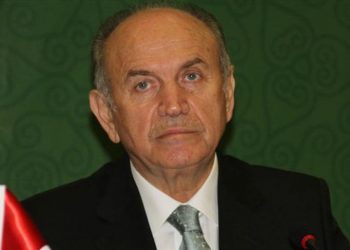 Kadir Topbaş corona nedeniyle yoğun bakıma alındı