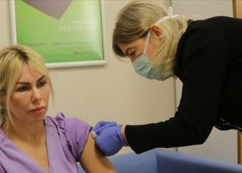 Aşı gönüllüsü Rektör Özkan’dan önemli açıklamalar