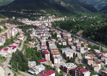 Şavşat Belediyesi, işçilerine yüzde 70 zam yaptı