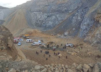 Taş ocağında göçük: 2 işçi vefat etti