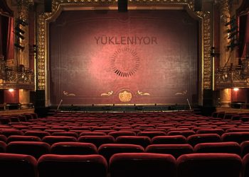 Tiyatro dijital platforma taşınıyor