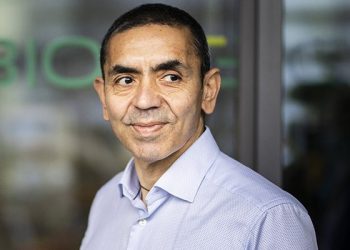 Uğur Şahin: Virüs 10 yıl bizimle, yeni “normal” tanımına ihtiyaç var