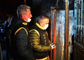 Adana’da 90 firari için şafak operasyonu