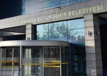 Ankara Büyükşehir’de israfla mücadele: Lüks araçlar satışa çıkmaya devam ediyor
