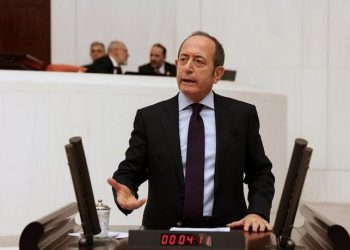 Hamzaçebi: “Müteahhit, arsa sahibi ve belediye üçgeninde vatandaşın dolandırıldığı en büyük soygun”