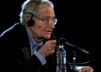 Chomsky’den ABD’ye ‘terör devleti’ nitelemesi