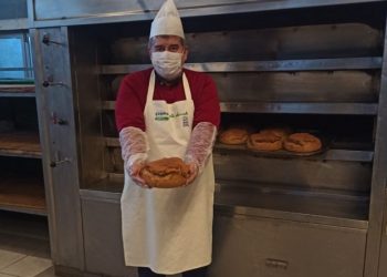 Kaybolmaya yüz tutan tohumu dağıttı, üreticiye alım garantisi verdi