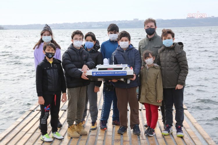 Çocuk Üniversitesi öğrencileri geliştirdi: “İnsansız Su Üstü Kurtarma Aracı”