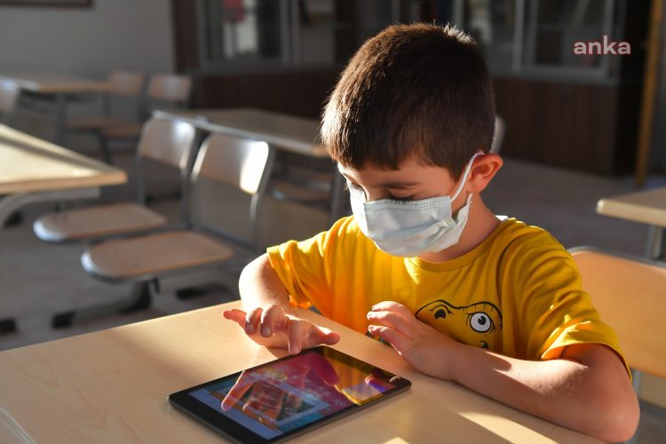 Eğitim Sen’den zorunlu seçmeli derslere tepki: Öğrenciler seçsin