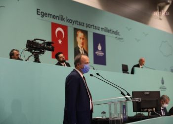 Avcılar’da “riskli binaları yenileme çalışmasına” onay çıktı