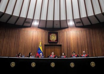 Twitter, Venezuela Ulusal Meclisi hesabını askıya aldı