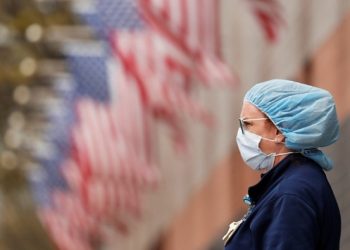 Covid-19 salgını bitiyor mu?