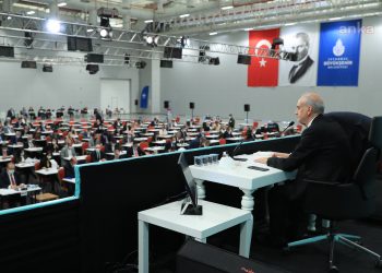 İBB Meclisi’nde “tetikçi müfettiş” tartışması