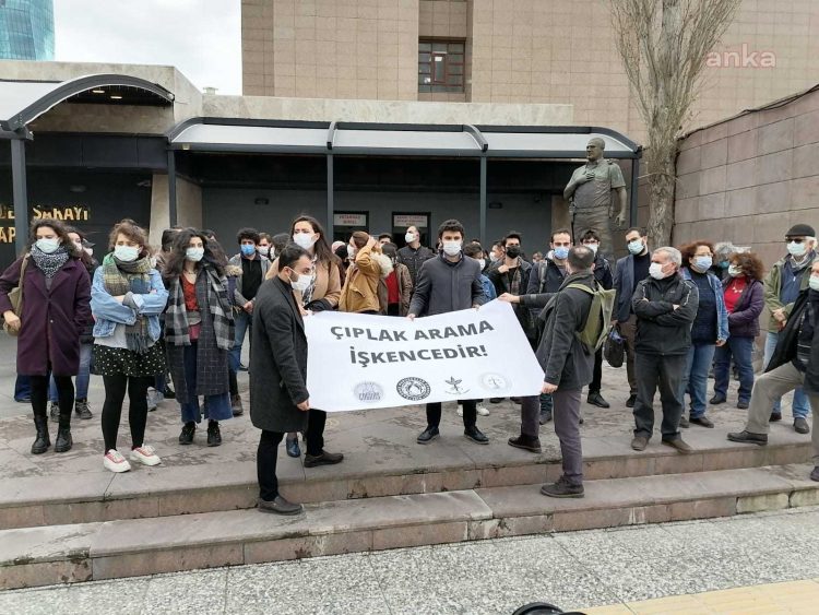 İzmir’deki Boğaziçi eyleminde “çıplak arama” iddiası yargıda