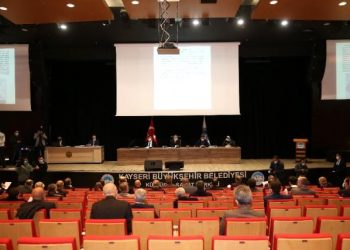 Ahır yapılan okul arazisine villa projesi