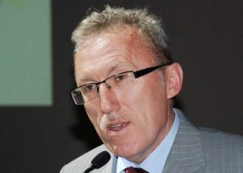 İlk defa siyasi bir isim Washington Büyükelçiliği’ne atandı