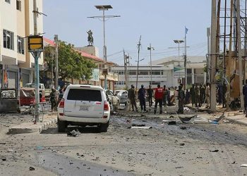 Somali’de parlamento binası önünde patlama