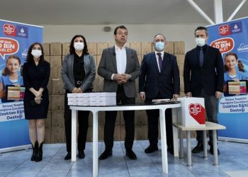 İmamoğlu, 40 bin tablet dağıtımını başlattı