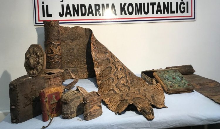 Şanlıurfa’da tarihi eser kaçakçılarına operasyon