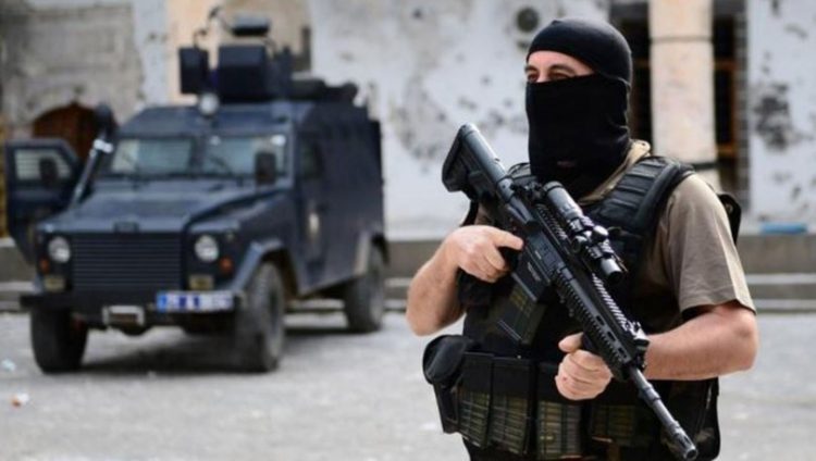 Mardin’de PKK’ya operasyon: 18 mahallede sokağa çıkma yasağı