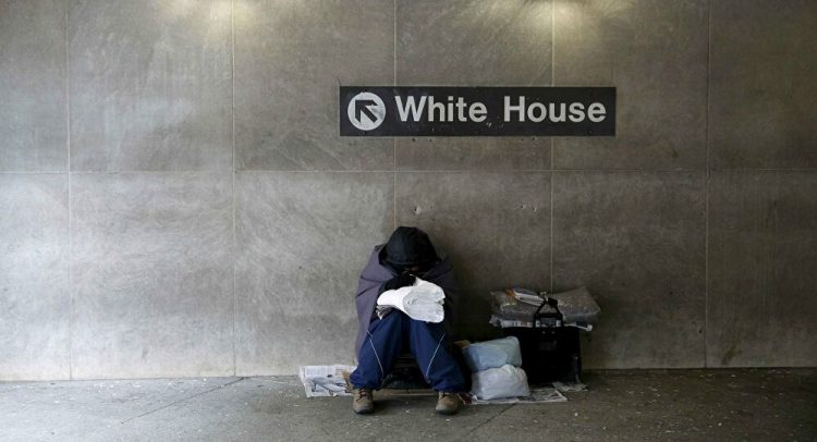 ABD’de halkın yüzde 50’sinden fazlası, ‘evsiz ve aç kalmaktan’ endişe duyuyor
