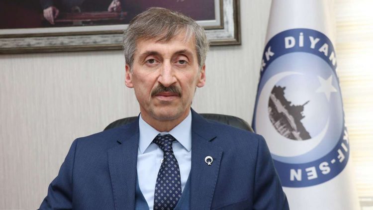 “Açın Kuran-ı Kerim’i okuyun, hukuk da orada yazılı kadın hakları da”