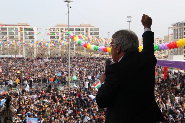 Mithat Sancar: HDP budur, kapatmaya gücünüz mü yeter