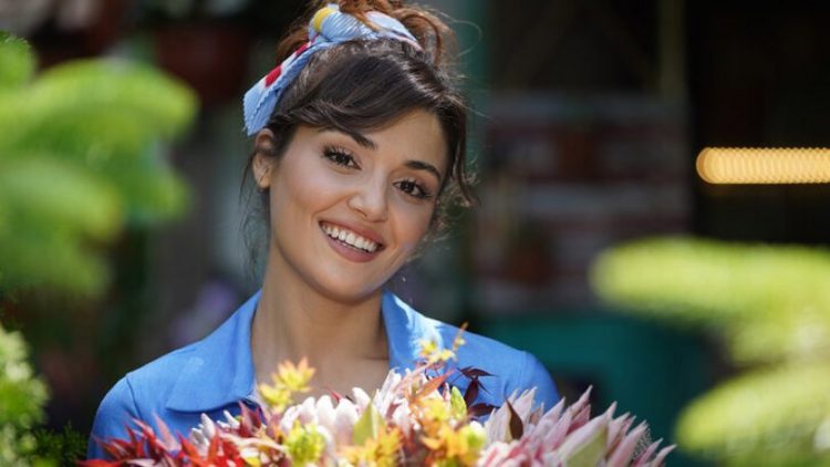 Hande Erçel’den sosyal medya rekoru