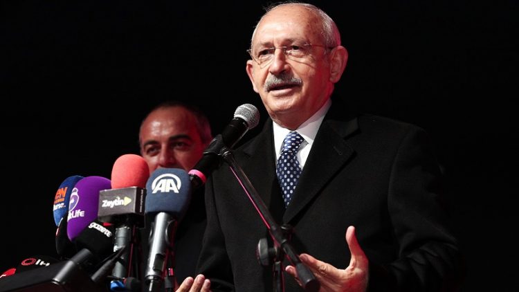 Kılıçdaroğlu, CHP’nin Bursa Büyükşehir adayını açıklayarak net konuştu: Önümüzdeki seçimlerde alacağız