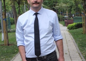 Sesli Köşe- Aytunç Erkin- “Tarikattaki Amiralin Fotoğrafı Medyadan Önce Devlete Ulaştı mı?”