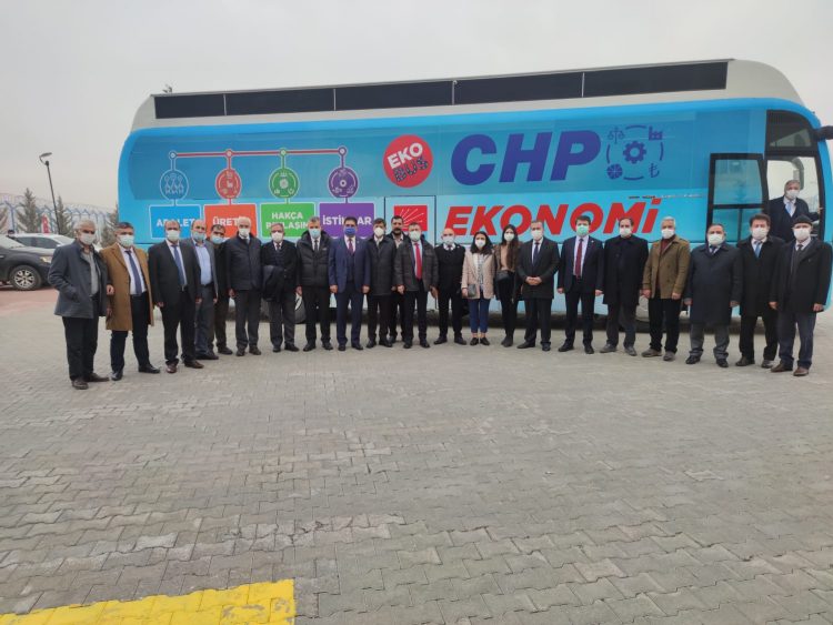 CHP Esnaf Masası Van’da bir dokundu, bin ah işitti