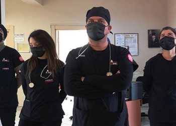 Aile hekimleri, talepleri karşılanana dek siyah önlük giyecek