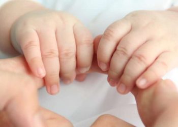 Hamileyken koronavirüs aşısı oldu; bebeğinde de antikor tespit edildi