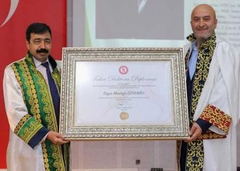 Gençleri Evlendirme Vakfı Başkanı’na fahri doktora