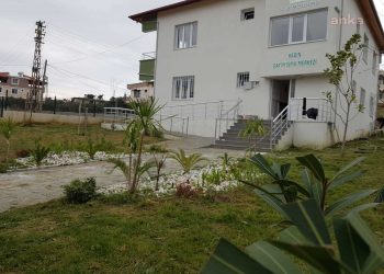 Hatay Büyükşehir, kadınlara sosyal ve psikolojik destek için kolları sıvadı